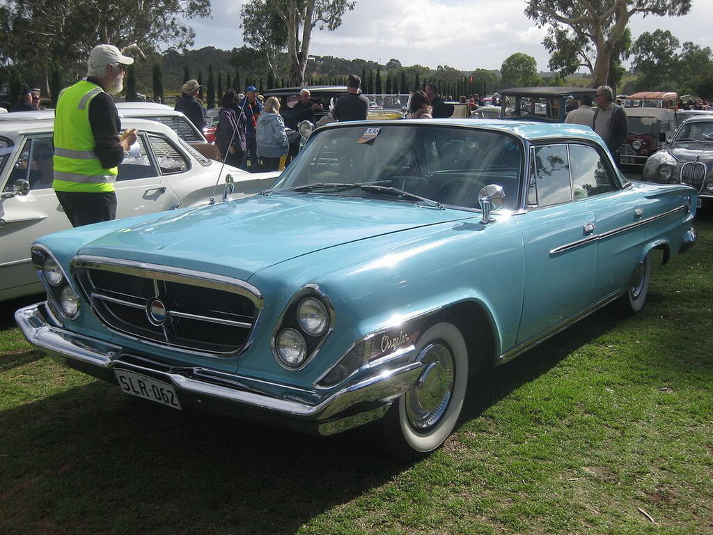 Chrysler 300 1 поколение, седан (09.1961 - 09.1962)